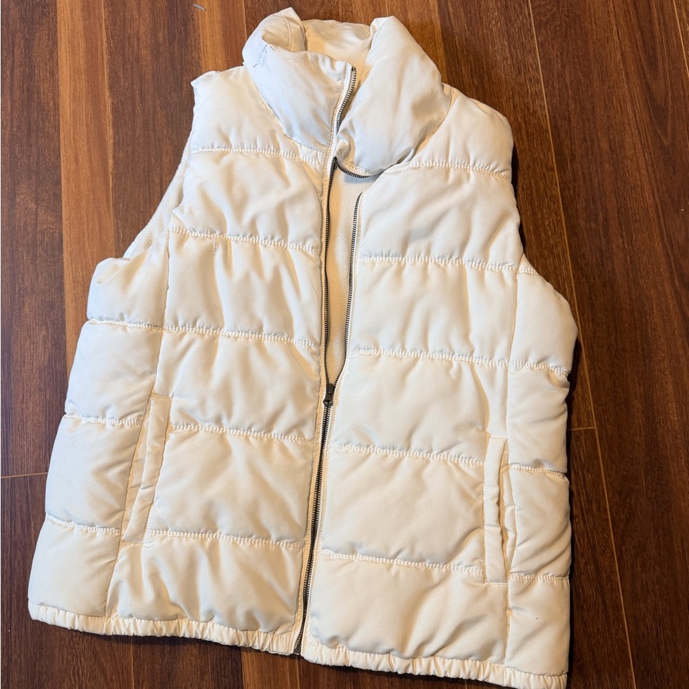 Old Navy Cream Fleece Jacket